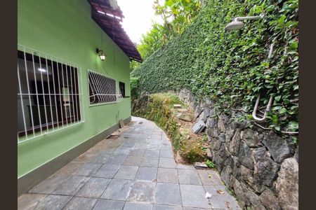 Casa à venda com 3 quartos, 131m² em Itaipu, Niterói