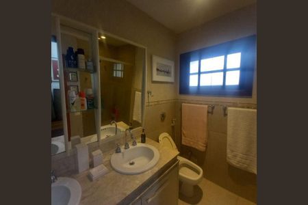 Casa à venda com 4 quartos, 500m² em Piratininga, Niterói