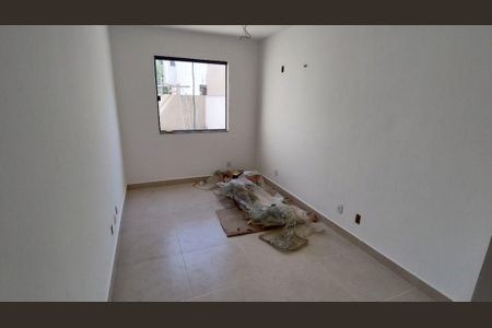 Casa à venda com 4 quartos, 150m² em Itaipu, Niterói