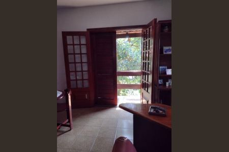 Casa à venda com 4 quartos, 442m² em Santo Antônio, Niterói