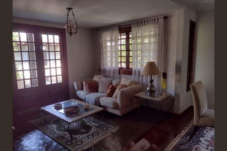 Casa à venda com 4 quartos, 442m² em Santo Antônio, Niterói