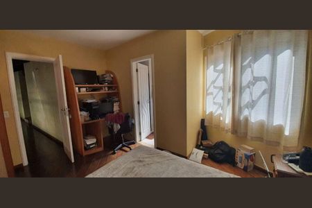 Casa à venda com 4 quartos, 350m² em Itaipu, Niterói