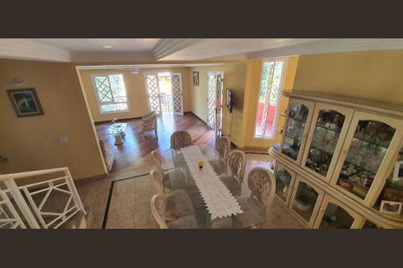 Casa à venda com 4 quartos, 350m² em Itaipu, Niterói