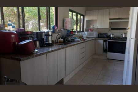 Casa à venda com 4 quartos, 350m² em Itaipu, Niterói