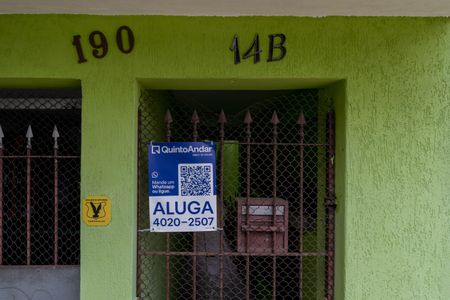 Casa para alugar com 50m², 1 quarto e sem vaga Casa para alugar com 50m², 1 quarto e sem vagaPlaca instalada