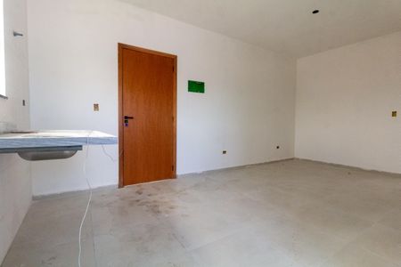 Sala, Cozinha e área de serviço de apartamento à venda com 2 quartos, 47m² em Vila Ré, São Paulo