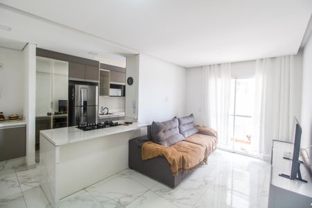 Sala  de apartamento à venda com 2 quartos, 72m² em Jardim Tupanci, Barueri