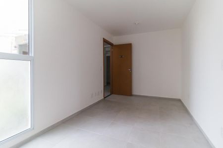 Sala de apartamento para alugar com 2 quartos, 60m² em Vila Sao Paulo, Mogi das Cruzes
