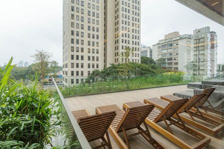 Studio à venda com 22m², 1 quarto e sem vaga Studio à venda com 22m², 1 quarto e sem vagaÁrea comum - Piscina