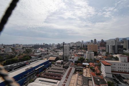 Apartamento à venda com 74m², 3 quartos e 2 vagas Apartamento à venda com 74m², 3 quartos e 2 vagasVista da suíte