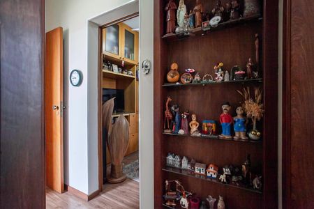 Apartamento à venda com 74m², 3 quartos e 2 vagas Apartamento à venda com 74m², 3 quartos e 2 vagasCorredor