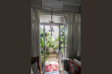 Apartamento à venda com 74m², 3 quartos e 2 vagas Apartamento à venda com 74m², 3 quartos e 2 vagasVaranda