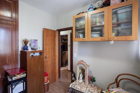 Apartamento à venda com 74m², 3 quartos e 2 vagas Apartamento à venda com 74m², 3 quartos e 2 vagasQuarto 1