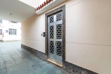 Apartamento para alugar com 68m², 2 quartos e 1 vaga Apartamento para alugar com 68m², 2 quartos e 1 vagaÁrea comum - Hall da entrada