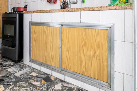 Apartamento para alugar com 68m², 2 quartos e 1 vaga Apartamento para alugar com 68m², 2 quartos e 1 vagaCozinha - Armários