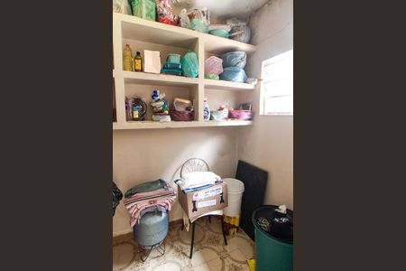 Casa à venda com 200m², 2 quartos e 1 vagaÁrea de Serviço