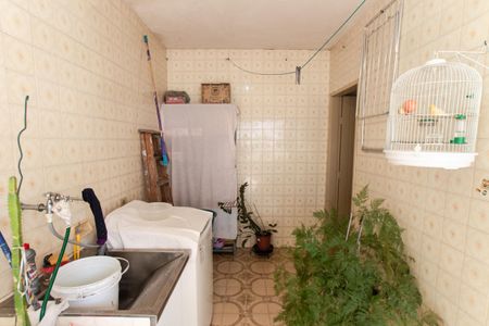 Casa à venda com 200m², 2 quartos e 1 vagaÁrea de Serviço