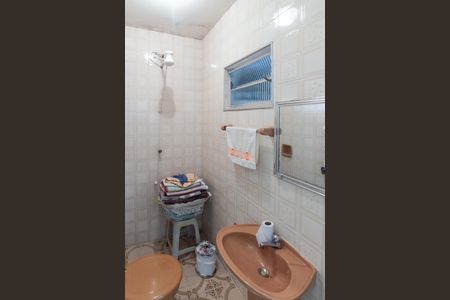 Casa à venda com 200m², 2 quartos e 1 vagaÁrea de Serviço