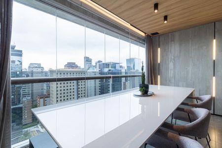 Apartamento à venda com 55m², 1 quarto e 1 vaga Apartamento à venda com 55m², 1 quarto e 1 vagaSala de Jantar