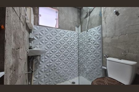 Casa à venda com 189m², 2 quartos e 2 vagasBanheiro da suíte