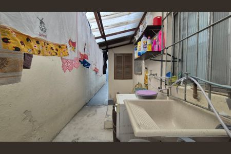 Casa à venda com 189m², 2 quartos e 2 vagasLavanderia