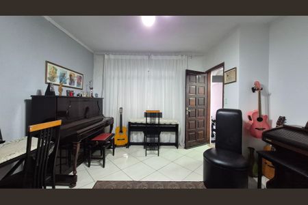 Sala de casa à venda com 2 quartos, 189m² em Vila Guaraciaba, Santo André