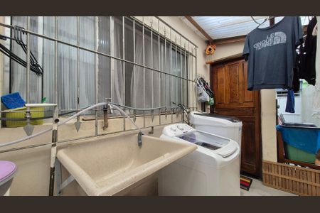 Casa à venda com 189m², 2 quartos e 2 vagasLavanderia