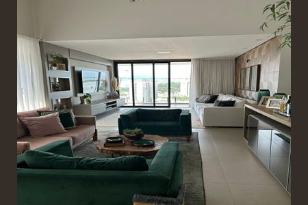 Casa à venda com 3 quartos, 305m² em Horto Florestal, Jundiaí