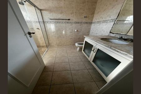 Casa à venda com 4 quartos, 279m² em Jardim Santa Teresa, Jundiaí