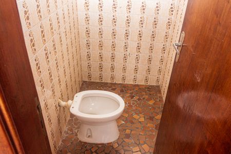 Casa à venda com 160m², 3 quartos e 2 vagasBanheiro de serviço