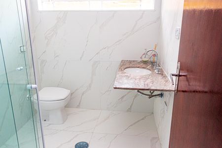 Casa à venda com 160m², 3 quartos e 2 vagasBanheiro da Suíte