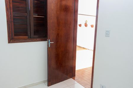 Casa à venda com 160m², 3 quartos e 2 vagasQuarto de Serviço