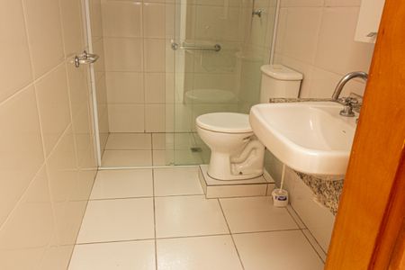 Casa à venda com 160m², 3 quartos e 2 vagasBanheiro