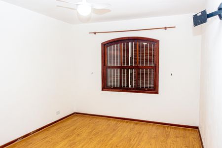 Suíte de casa à venda com 3 quartos, 160m² em Jardim Itapeva, São Paulo