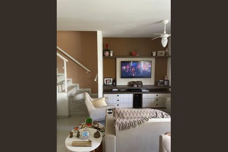 Casa à venda com 4 quartos, 180m² em Recreio dos Bandeirantes, Rio de Janeiro