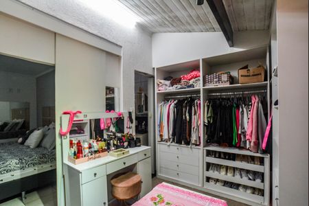 Casa para alugar com 300m², 3 quartos e 2 vagasCloset Suíte