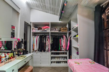Casa para alugar com 300m², 3 quartos e 2 vagasCloset Suíte
