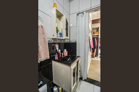 Casa para alugar com 300m², 3 quartos e 2 vagasBanheiro da Suíte