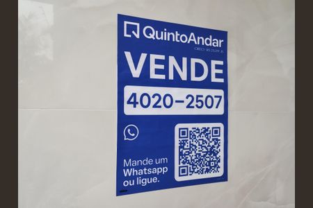 Apartamento à venda com 62m², 2 quartos e sem vagaAdesivo