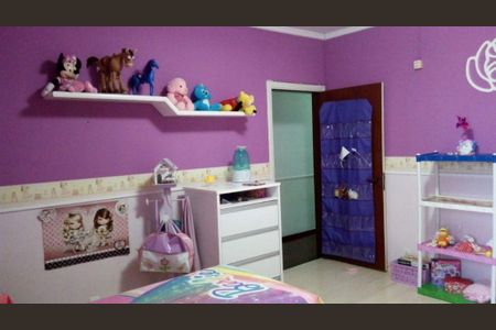 Casa à venda com 3 quartos, 204m² em Vila Assunção, Santo André