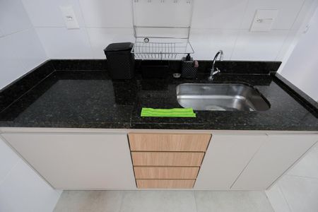 Apartamento para alugar com 48m², 2 quartos e 1 vaga Apartamento para alugar com 48m², 2 quartos e 1 vagaCozinha e área de serviço