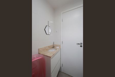 Apartamento para alugar com 48m², 2 quartos e 1 vaga Apartamento para alugar com 48m², 2 quartos e 1 vagaBanheiro