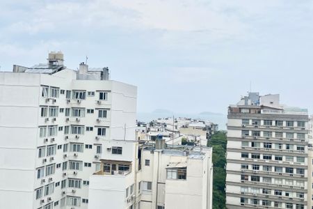 Vista da sala  de apartamento à venda com 1 quarto, 55m² em Leblon, Rio de Janeiro