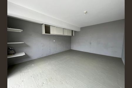 Casa à venda com 148m², 4 quartos e 2 vagas Casa à venda com 148m², 4 quartos e 2 vagasGaragem