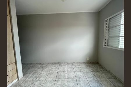 Casa à venda com 148m², 4 quartos e 2 vagas Casa à venda com 148m², 4 quartos e 2 vagasQuarto 3