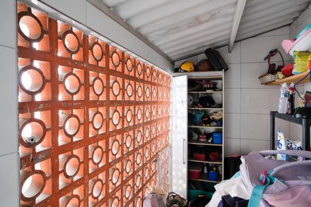 Casa à venda com 97m², 2 quartos e 1 vagaÁrea de serviço