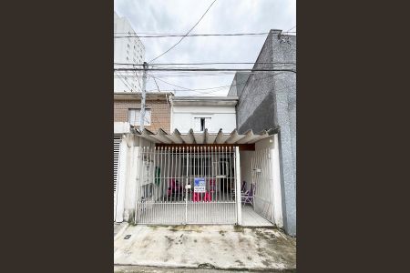 Casa à venda com 97m², 2 quartos e 1 vagaFachada + plaquinha