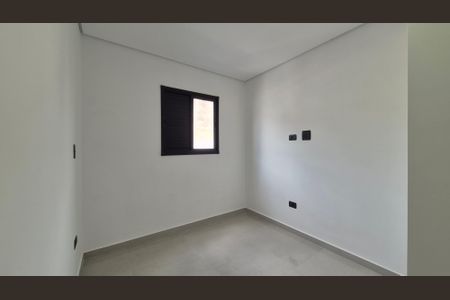 Quarto de apartamento à venda com 2 quartos, 100m² em Jardim Silvana, Santo André