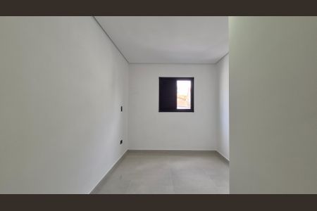 Quarto de apartamento à venda com 2 quartos, 100m² em Jardim Silvana, Santo André