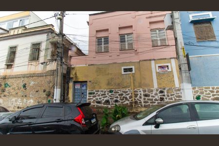 Casa à venda com 134m², 3 quartos e sem vagaFachada